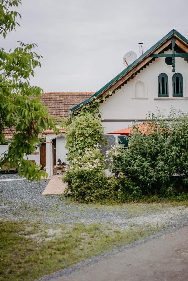 Landhaus Schaller Im Suedburgenland Maria Bild Exterior foto