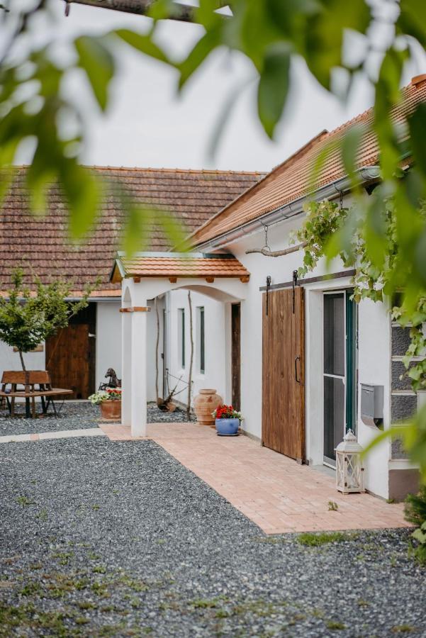 Landhaus Schaller Im Suedburgenland Maria Bild Exterior foto